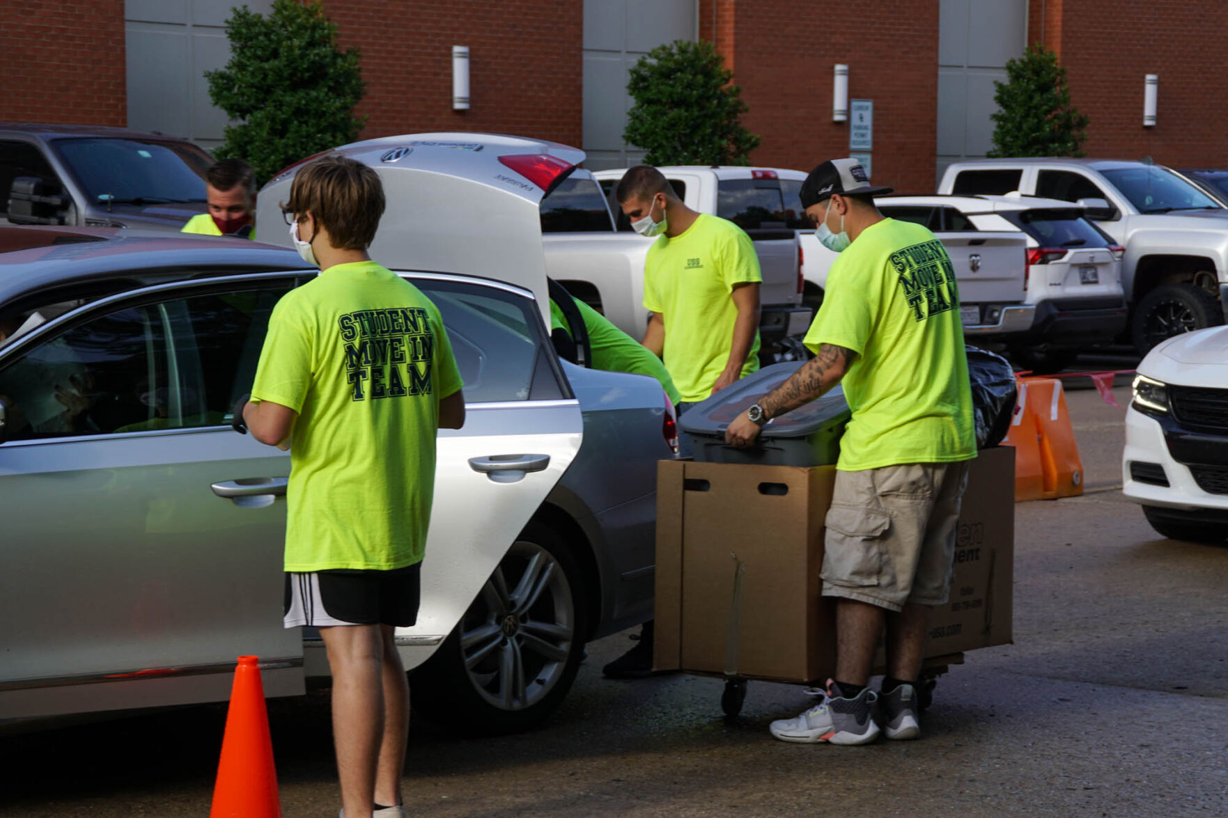 Student Move In Team